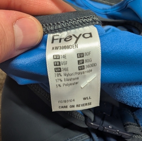 Freya Active Women's One Piece Freestyle Molded Undewired Swimsuit 36DDD - Picture 9 of 13